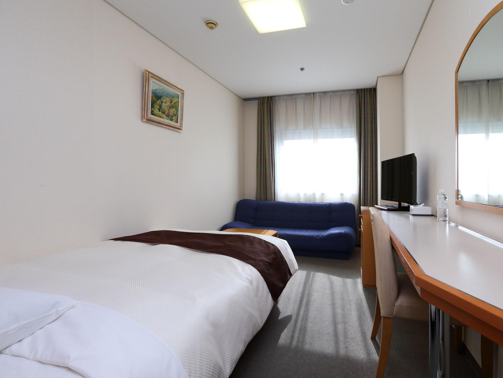Fukuoka Recent Hotel Экстерьер фото