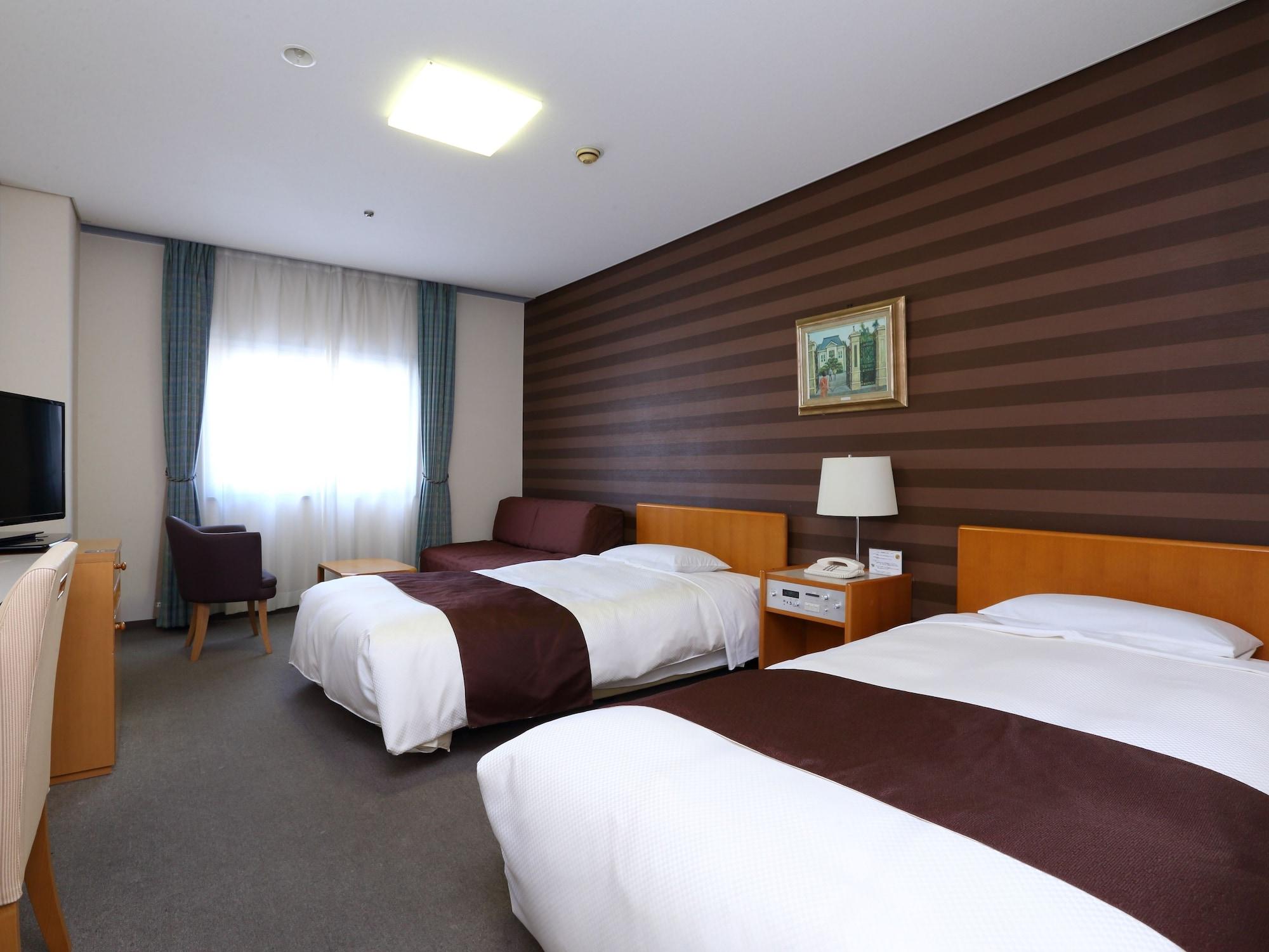 Fukuoka Recent Hotel Экстерьер фото