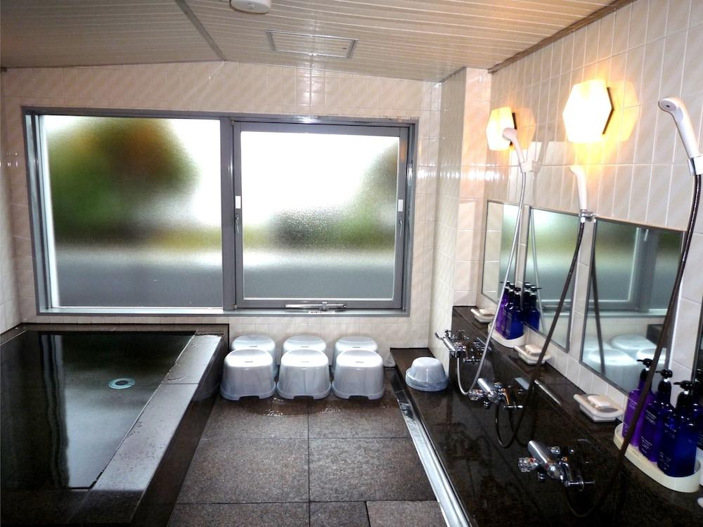 Fukuoka Recent Hotel Экстерьер фото
