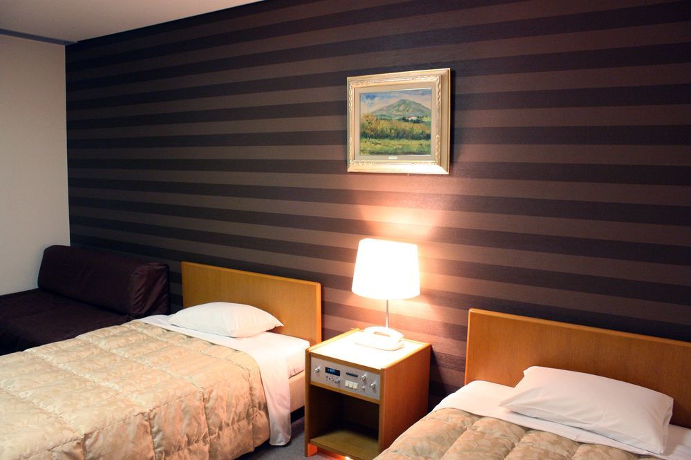 Fukuoka Recent Hotel Экстерьер фото